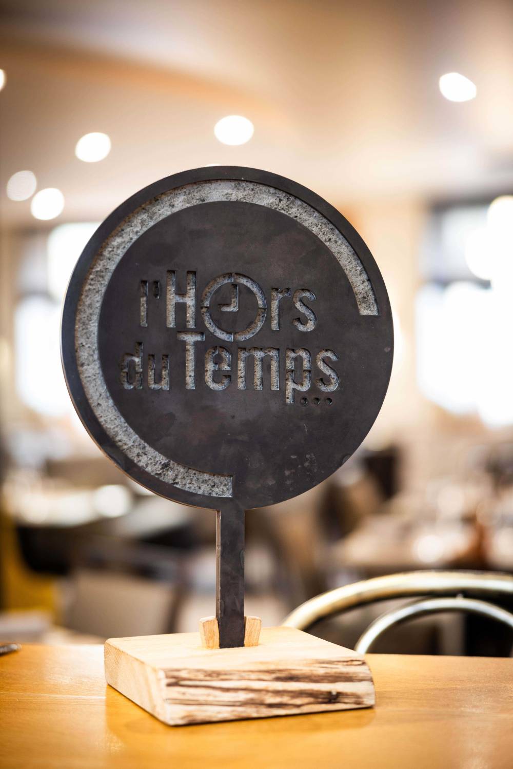 restaurant-vosges-detail-deco-authentique-Gerardmer- La Bresse - L'hors du temps - Reportage photos communication - Photographe pro - reportage pour communication